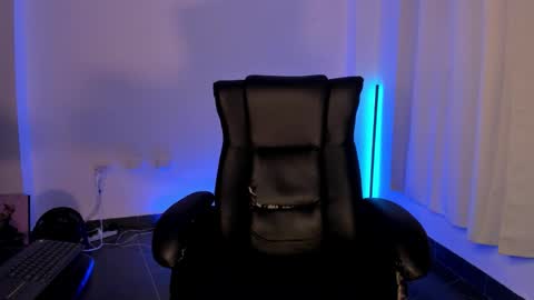 Nathan online show from October 11, 10:14 pm