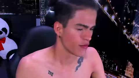 nathan_carson1 online show from December 14, 2:45 am