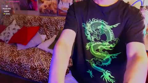 N A T H AN online show from October 5, 2:43 pm