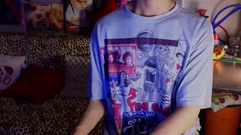 N A T H AN online show from October 14, 7:43 pm