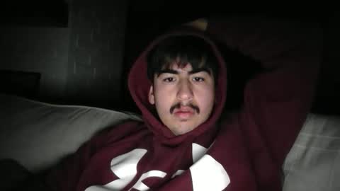 nathanielh07 online show from April 7, 11:43 am