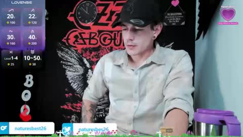 Snapshot of naturesbest951 chatting on October 28, 3:53 am NATURESBEST online show from October 28, 3:53 am