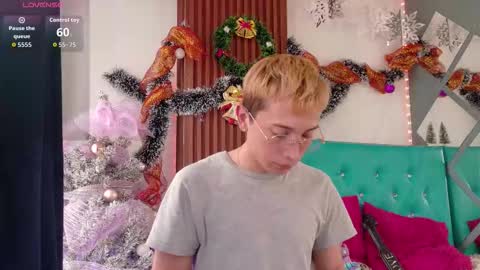 Christopher  Chris online show from November 24, 1:12 pm