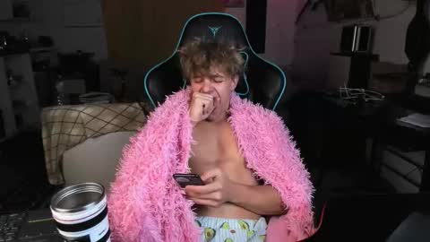 Nik online show from October 1, 1:53 am