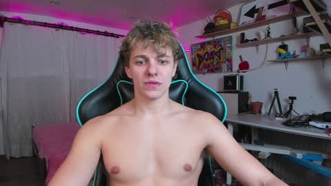 Nik online show from January 29, 6:28 pm