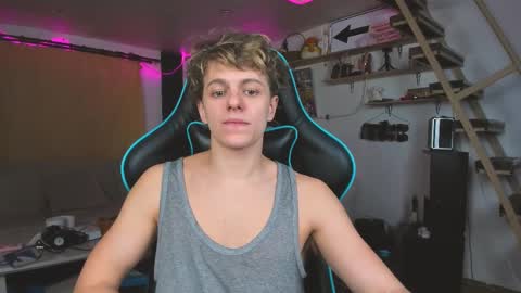 Nik online show from February 26, 3:41 pm