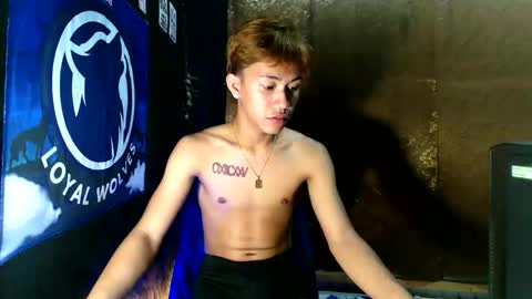 Loy online show from October 12, 9:36 am