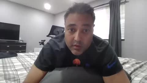 navgill09 online show from October 3, 6:02 pm