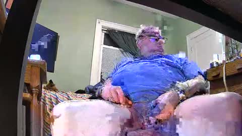 Snapshot of ndcowpoke chatting on February 16, 5:04 am ND Cowpoke online show from February 16, 5:04 am