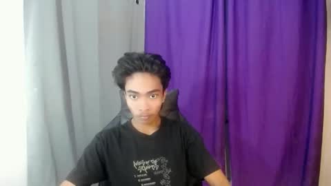 neil_asian69 online show from March 25, 10:41 am
