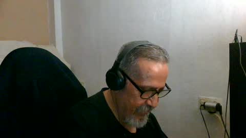 neron401 online show from June 21, 2:06 am