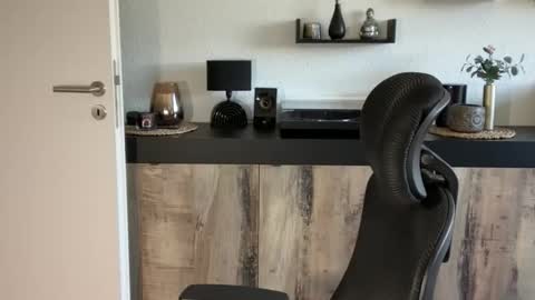 nettermann1968 online show from March 18, 9:34 am