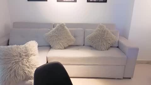   online show from January 17, 9:16 pm