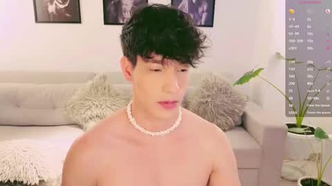   online show from October 15, 12:18 am