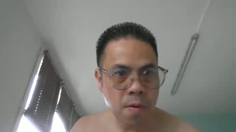 nguyen7788789 online show from June 2, 6:36 am