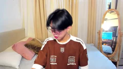 Snapshot of nhicolasklyde chatting on September 20, 4:18 pm nhicolasklyde online show from September 20, 4:18 pm