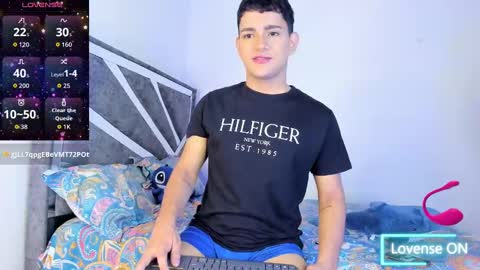 Snapshot of niall_falcon chatting on September 22, 2:49 pm Niall  online show from September 22, 2:49 pm