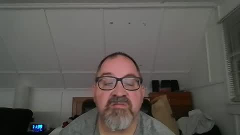 niceguy7208 online show from June 2, 3:40 am