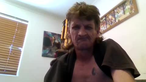 Snapshot of niceozziecockxxx chatting on February 6, 2:33 am Sexiishaine online show from February 6, 2:33 am