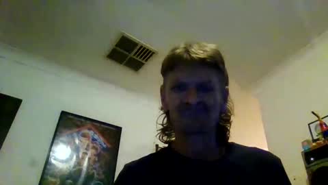 Snapshot of niceozziecockxxx chatting on December 14, 9:35 pm Sexiishaine online show from December 14, 9:35 pm