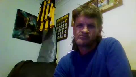 Snapshot of niceozziecockxxx chatting on January 1, 8:04 pm Sexiishaine online show from January 1, 8:04 pm