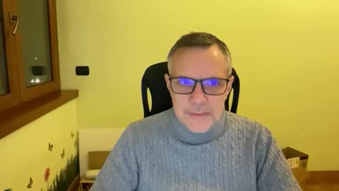 Andrew online show from January 8, 6:24 pm