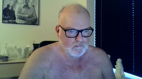 nicexxdane online show from May 11, 4:03 am