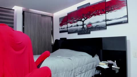 Nick Klaus online show from February 8, 1:00 am