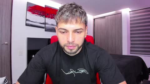 Nick Klaus online show from December 6, 11:25 pm