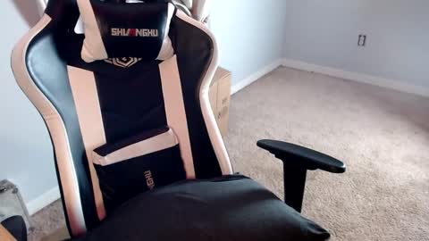 Cakedcouple  OF - Yourtattedcutie  qurlynfit online show from February 23, 7:14 pm