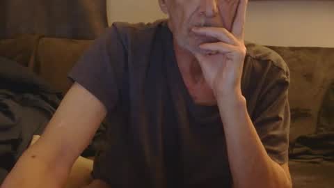 nickincali online show from February 8, 7:36 am