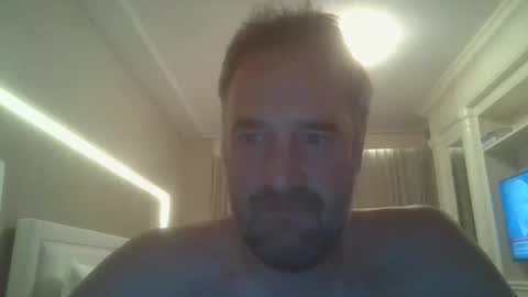 Snapshot of nicknut07 chatting on October 28, 2:03 am nicknut07 online show from October 28, 2:03 am