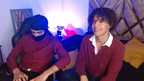 Snapshot of nickolas_moon chatting on February 22, 6:59 pm Nickolas Muoz online show from February 22, 6:59 pm