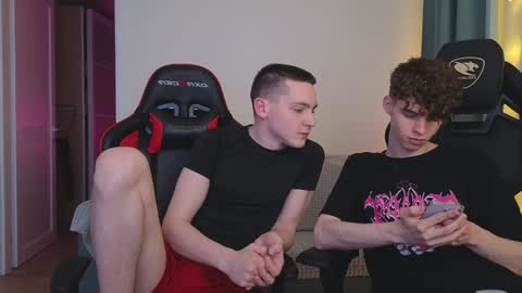 Snapshot of nicky_mart chatting on February 1, 5:16 pm Nicki  Danny online show from February 1, 5:16 pm