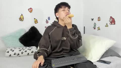 Nico  online show from January 29, 5:30 am