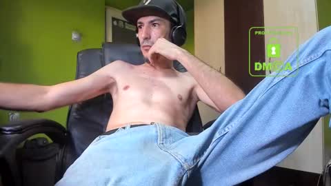 L. Nicolas online show from November 22, 7:08 am