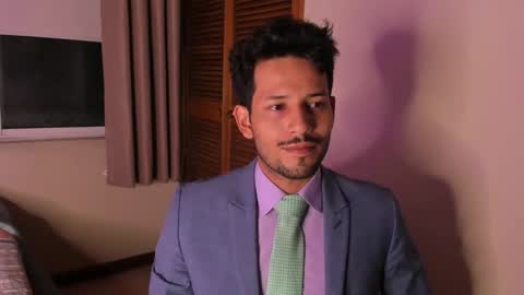 nicolasrodrii online show from February 15, 11:46 pm