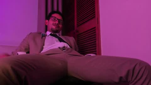 nicolasrodrii online show from February 18, 9:56 pm