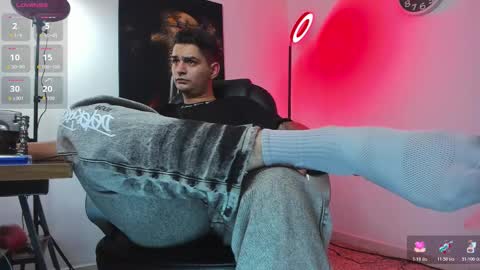 Nicolas Fellener online show from November 3, 6:17 am