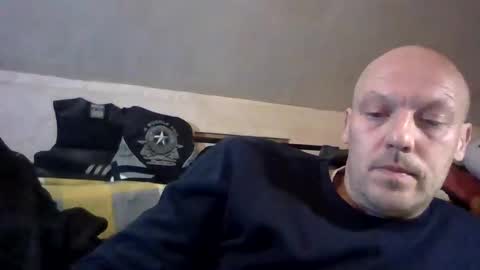 nighttime online show from December 6, 8:51 pm