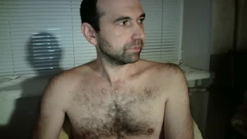 Snapshot of nikolas_vaz chatting on October 12, 8:25 pm nikolas_vaz online show from October 12, 8:25 pm