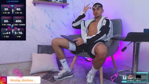    online show from October 18, 8:41 am