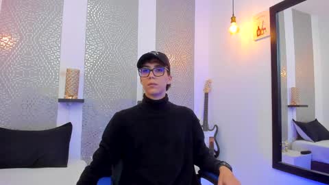 Snapshot of nikolay_gregori chatting on January 1, 3:45 am    online show from January 1, 3:45 am