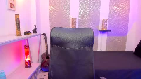 Snapshot of nikolay_gregori chatting on September 26, 4:54 am    online show from September 26, 4:54 am