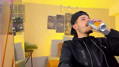 Nils online show from February 6, 4:31 am