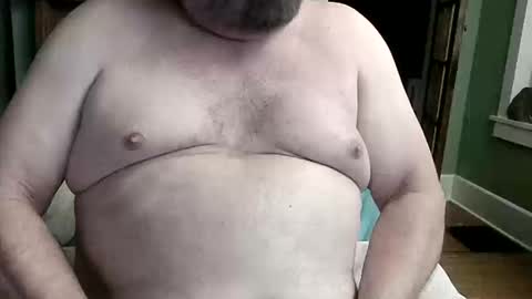 Snapshot of nip_fun_bear chatting on October 16, 11:24 pm Nip Fun Bear online show from October 16, 11:24 pm