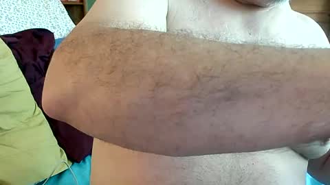 Snapshot of nip_fun_bear chatting on October 5, 7:40 pm Nip Fun Bear online show from October 5, 7:40 pm