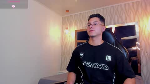 Noah online show from March 20, 5:50 pm