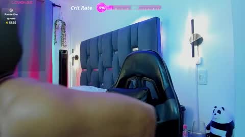 NOAH online show from January 6, 5:28 pm