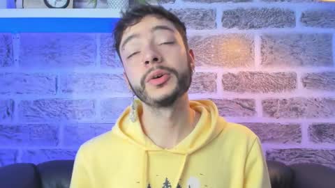    online show from November 9, 11:09 pm